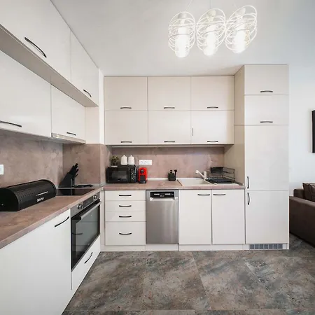 Bright Modern With Free Parking By Flаt Mаnаgеr Lägenhet Sofia