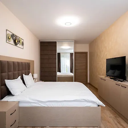 Bright Modern With Free Parking By Flаt Mаnаgеr Lägenhet *