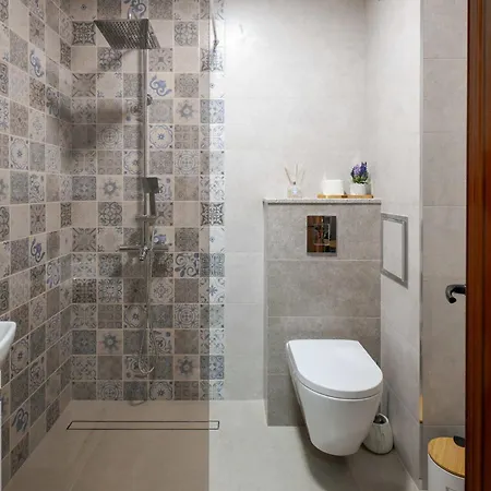 Bright Modern With Free Parking By Flаt Mаnаgеr Lägenhet Sofia