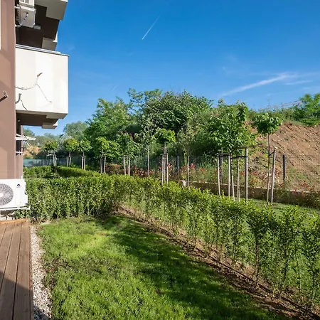 Bright Modern With Free Parking By Flаt Mаnаgеr Lägenhet *